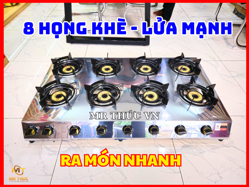 Bếp gas công nghiệp 8 họng khè, thiết kế mạnh mẽ, bền bỉ, phù hợp cho các nhà hàng, quán ăn lớn, đảm bảo hiệu suất nấu nướng cao