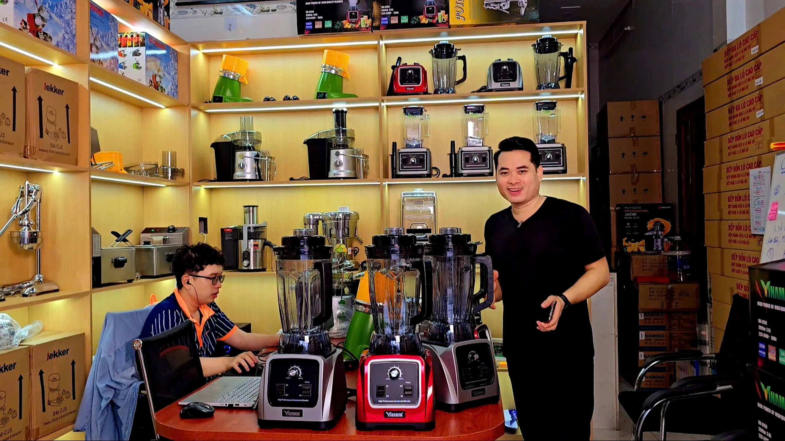 địa chỉ bán máy xay sinh tố công nghiệp,địa chỉ bán máy xay sinh tố công suất lớn