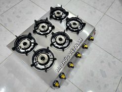 Bếp gas 6 họng cao cấp – Giải pháp tối ưu cho nhà hàng, quán ăn 13 Bếp gas 6 lò inox công nghiệp 6 họng lửa nhìn từ phía trước